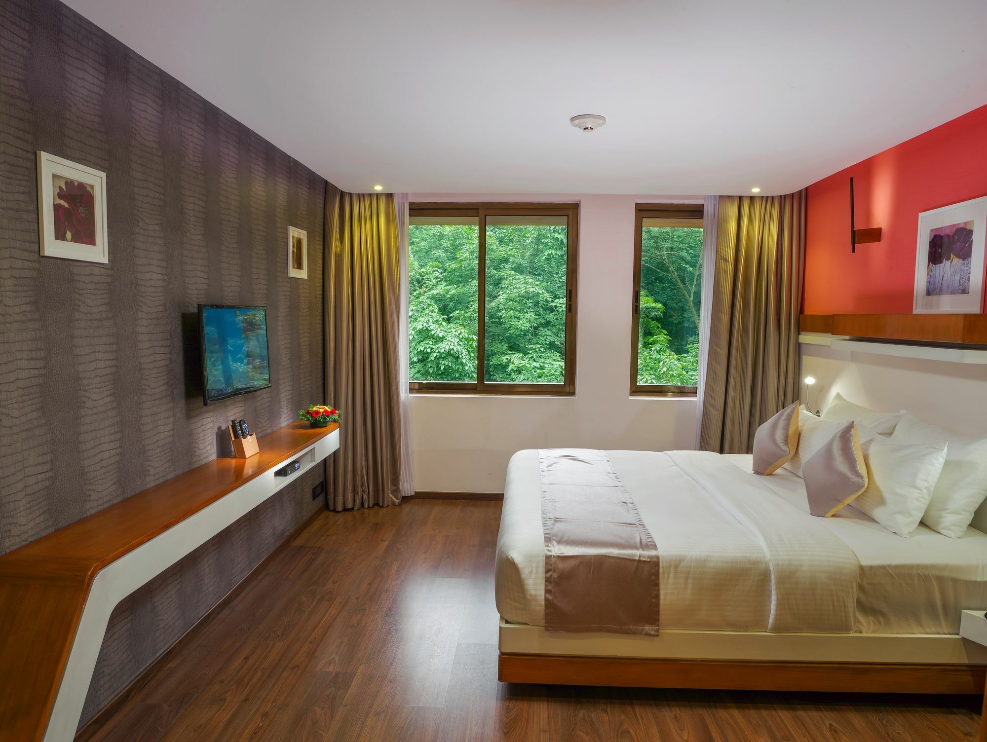 Hotel The Blooms Cochin Kochi Zewnętrze zdjęcie