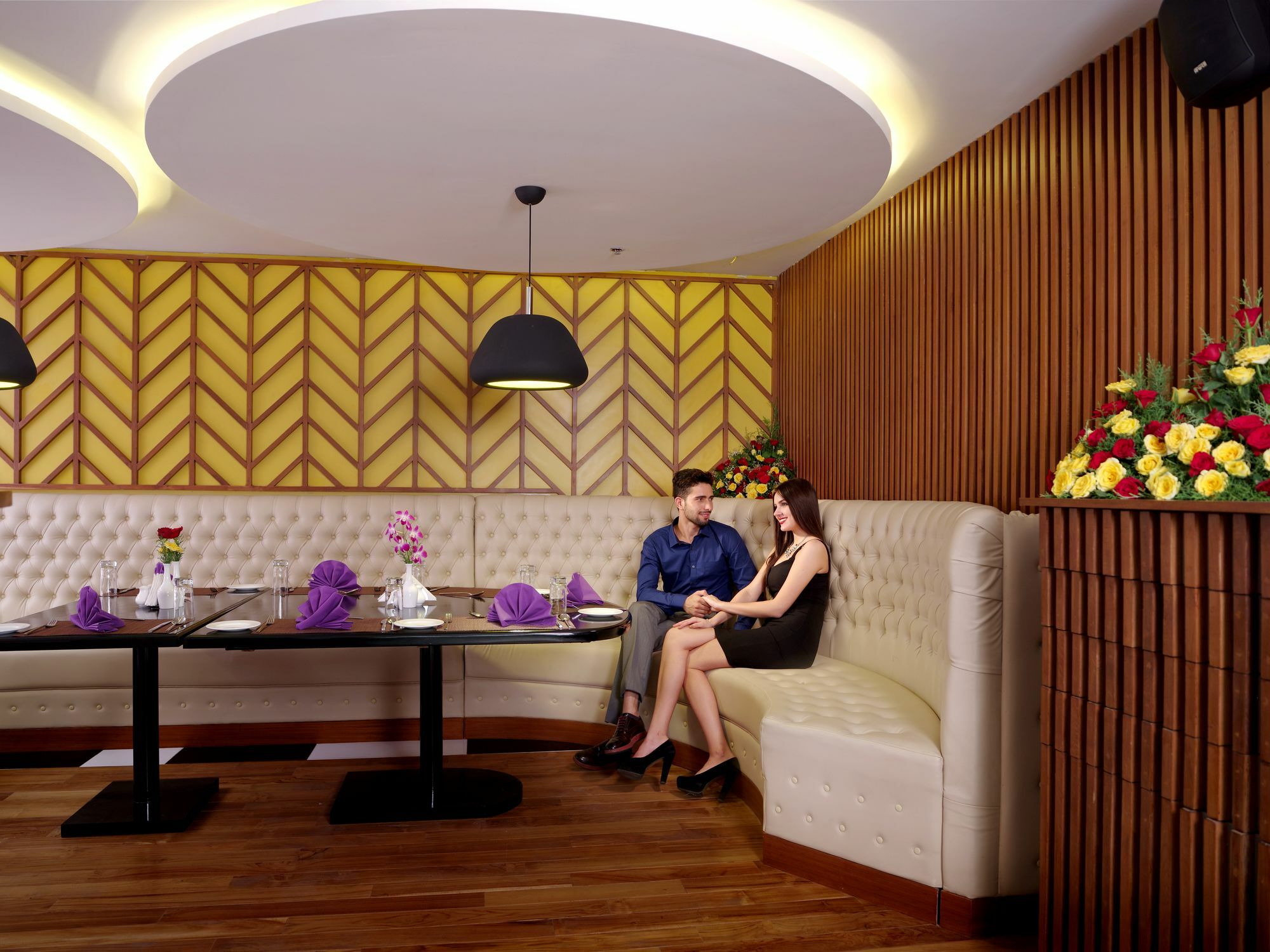 Hotel The Blooms Cochin Kochi Zewnętrze zdjęcie